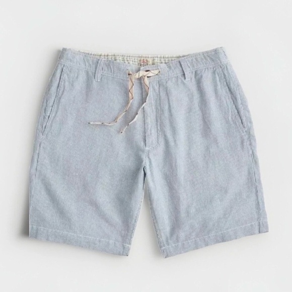 Faherty Linen Beach Shorts Size 32 & 8” Inseam Blue White Stripe 💎EUC Retail $98 - Picture 2 of 11